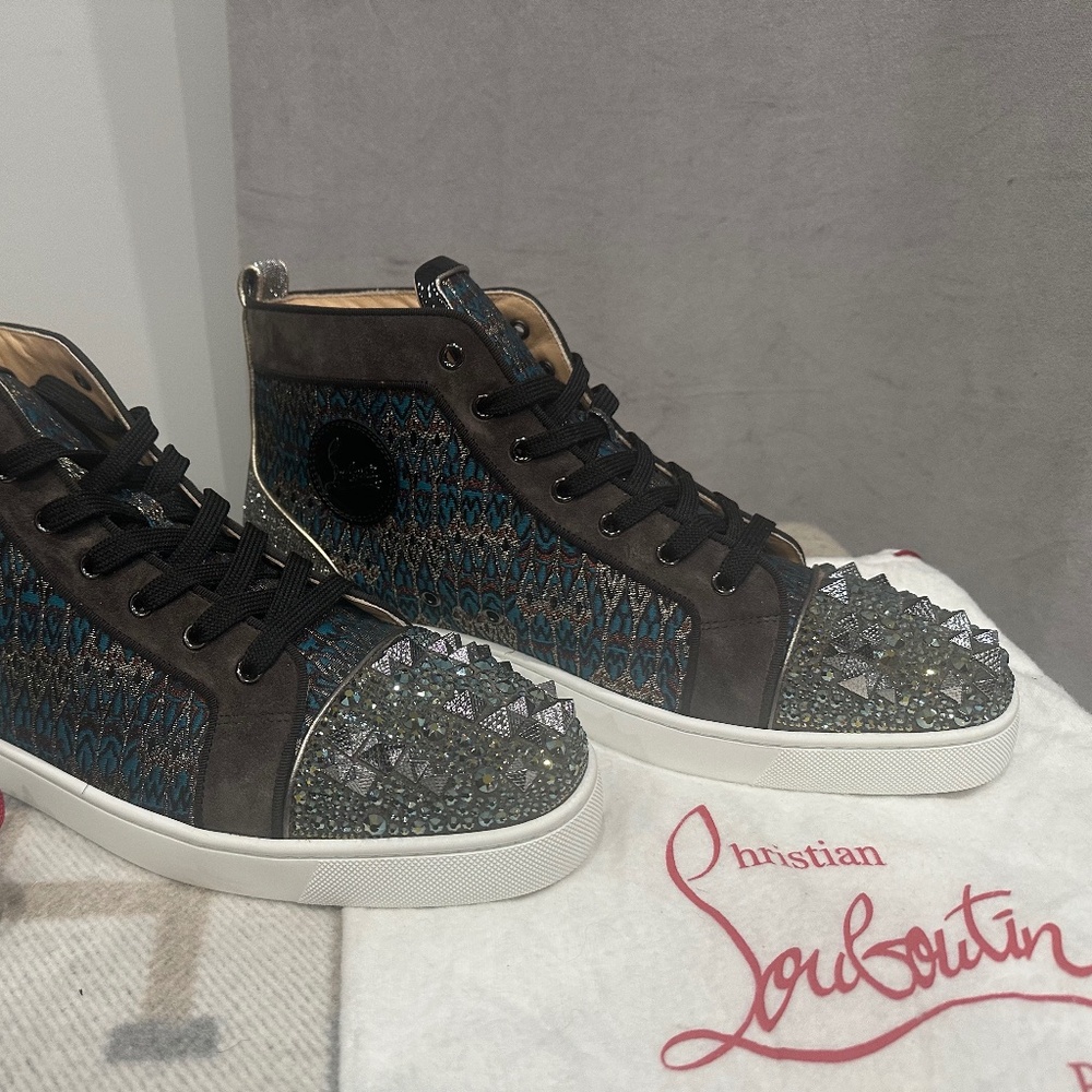 Christian Louboutin Men's Louis Mid-Top Spiked Leather Sneakers